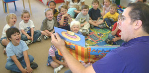 F.A.M.E.-Enrique-Reading-with-Music-to-engage-young-Minds-St-Albans-Preschool-Tucson-AZ